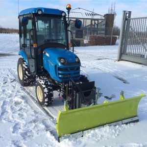 LS Traktor J27 HST