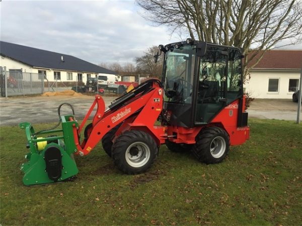Machs 340 med Hytte hjullaster